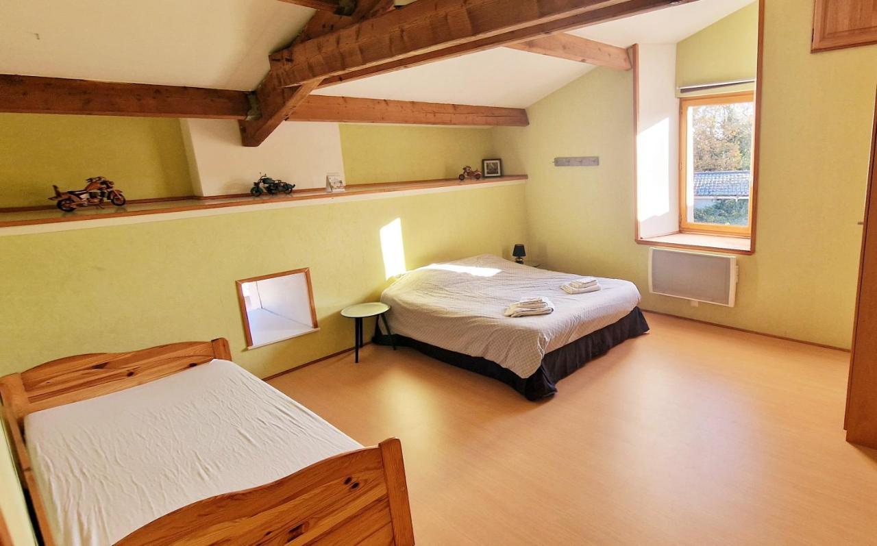 Chambres D Hotes Le Bois Corbeau Tiffauges ภายนอก รูปภาพ